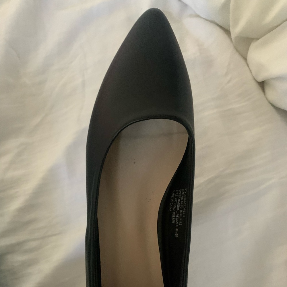 Halston Black flats new worn once